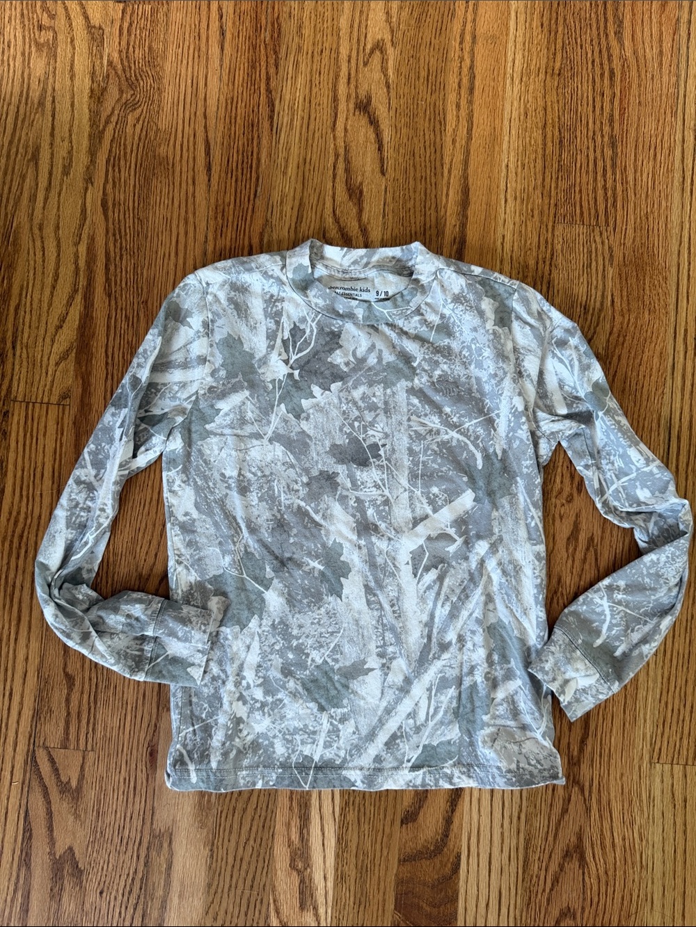 abercrombie kids gray white camo-print long sleeve tee